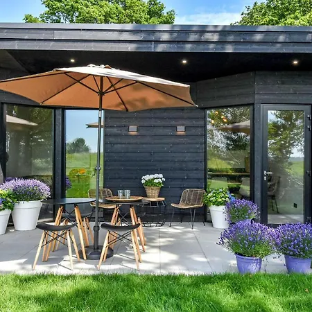 3 Bedroom Beautiful In Den Oever